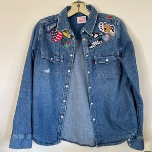 Levi’s Come Together patch denim bottom down